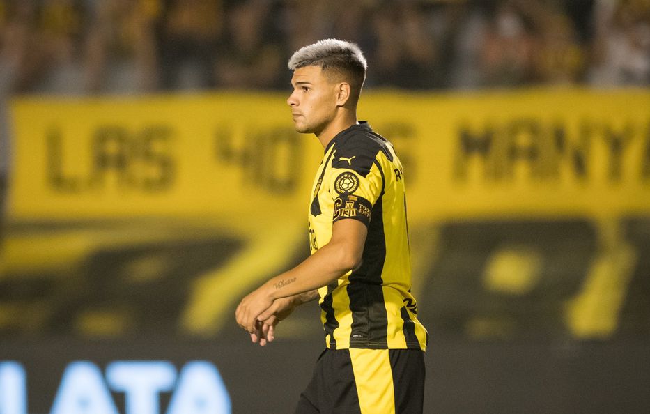 Este jugador es Agustin Alvarez Wallace